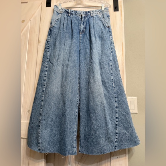 NWOT Free People Equinox Wide Leg Denim Jeans Size 30 Raw Hem Professional Cut - Picture 3 of 12